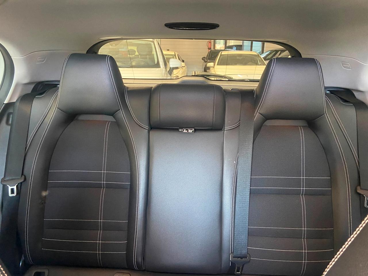 Mercedes-benz GLA 220 d Automatic Sport Tettuccio