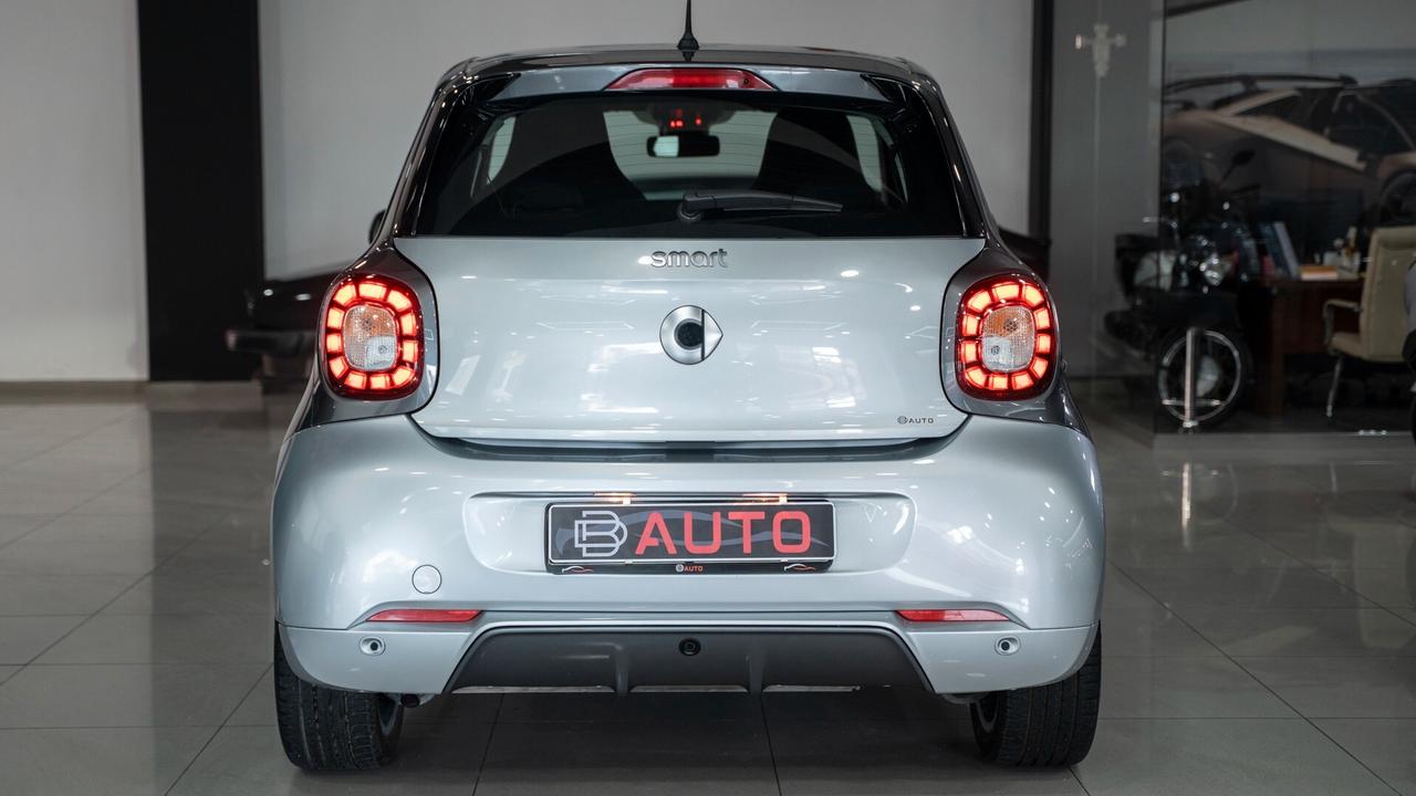 Smart ForFour 0.9 90 CV SUPERPASSION TWINAMIC 16" LED NAVI FULL OPTIONAL