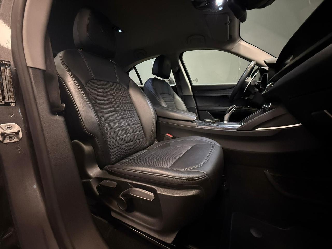 Alfa Romeo Stelvio 2.2 190 CV AT8 RWD