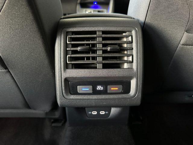 VOLKSWAGEN Golf 1.4 TSI eHYBRID 204 CV DSG Style - ACC - FULL