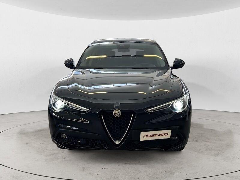 Alfa Romeo Stelvio 2.2 Turbo Diesel 210CV AT8 Q4 Business