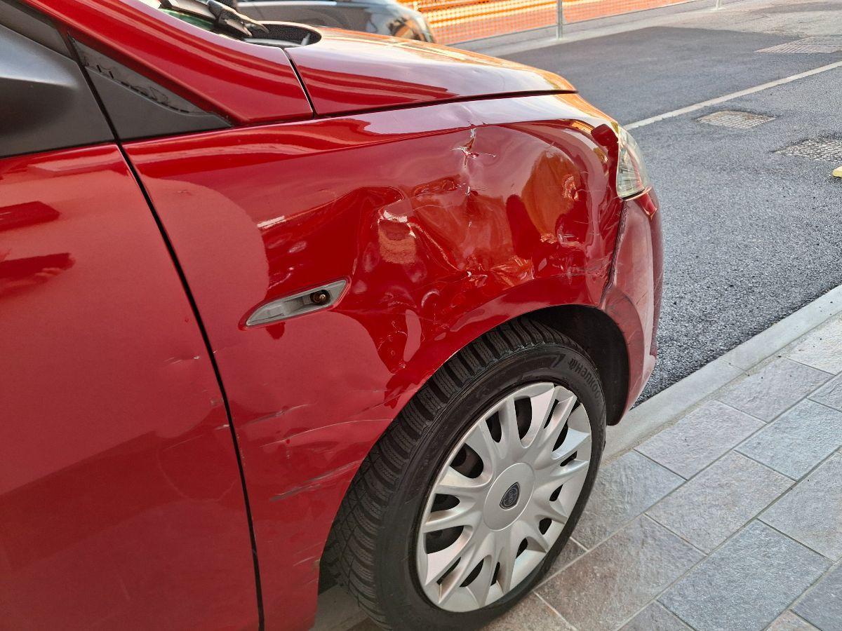 LANCIA - Ypsilon - 1.2 69 CV 5p. GPL Ecochic Silver