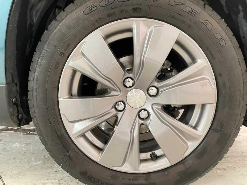 PEUGEOT 2008 - 2008 1.6 bluehdi Active 100cv my16