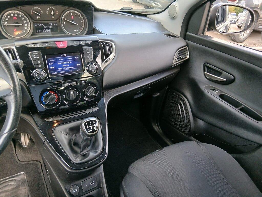 Lancia Ypsilon 5 Porte 1.2 Gold