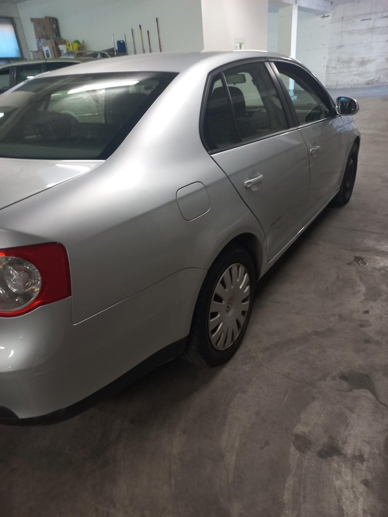 Volkswagen Jetta 1.6 Comfortline