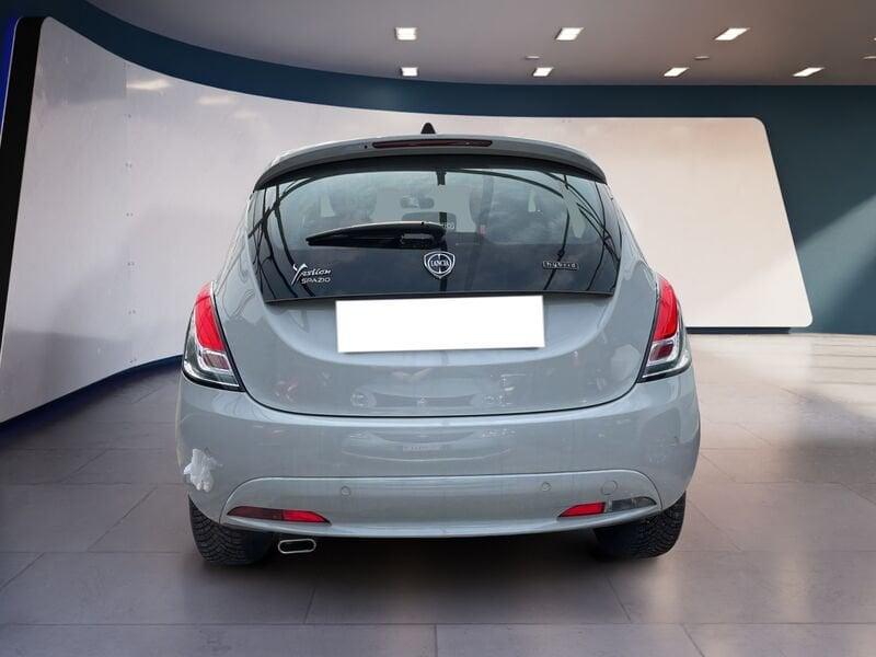 Lancia Ypsilon III 2021 1.0 firefly hybrid Gold s&s 70cv