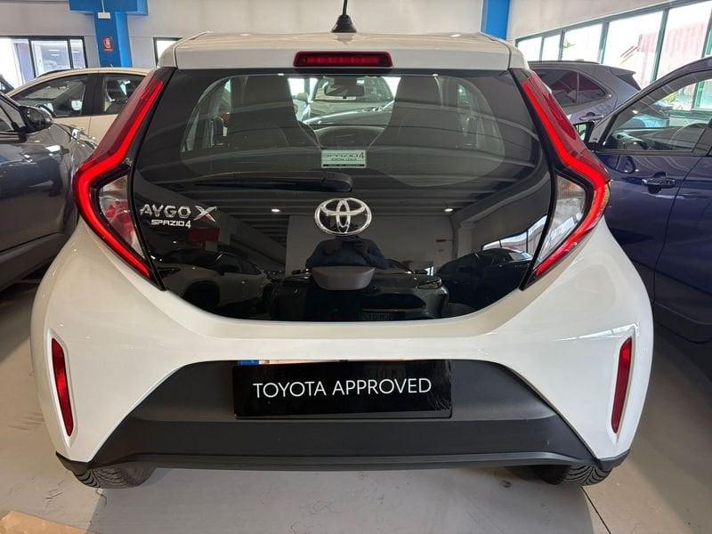 Toyota Aygo X 1.0B (72 CV) Active