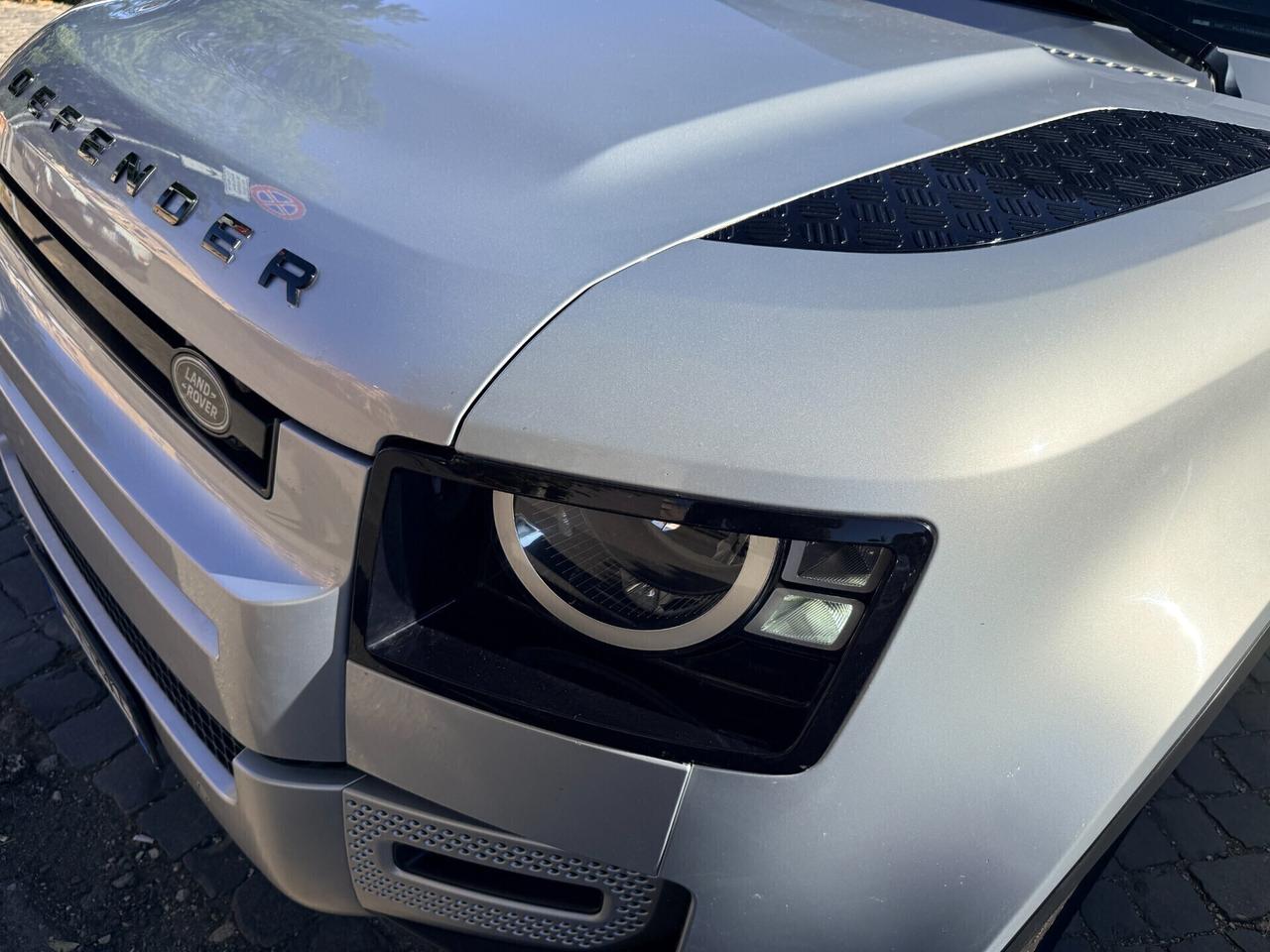 Land Rover Defender 110 3.0d Hybrid 7 POSTI + IVA