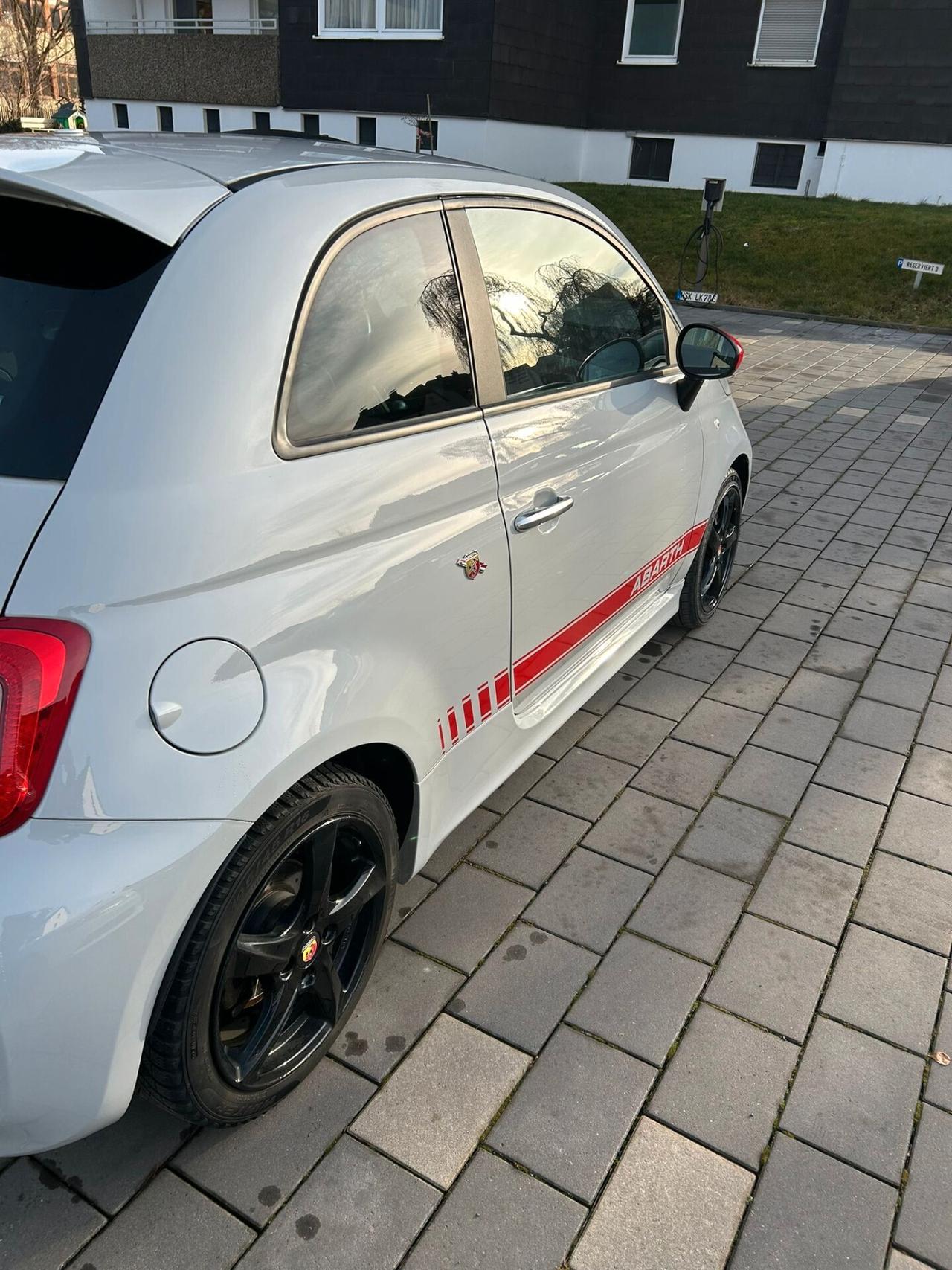 Abarth 595 1.4 Turbo T-Jet 165 CV