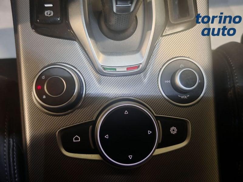 Alfa Romeo Stelvio 2.2 Turbodiesel 210 CV AT8 Q4 Veloce