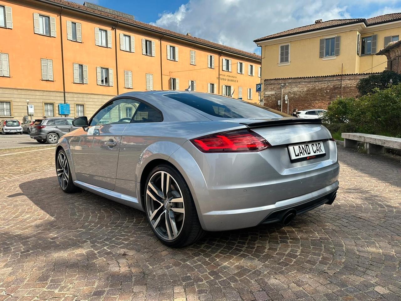 Audi TT Coupé 2.0 TFSI quattro S tronic S line Int.