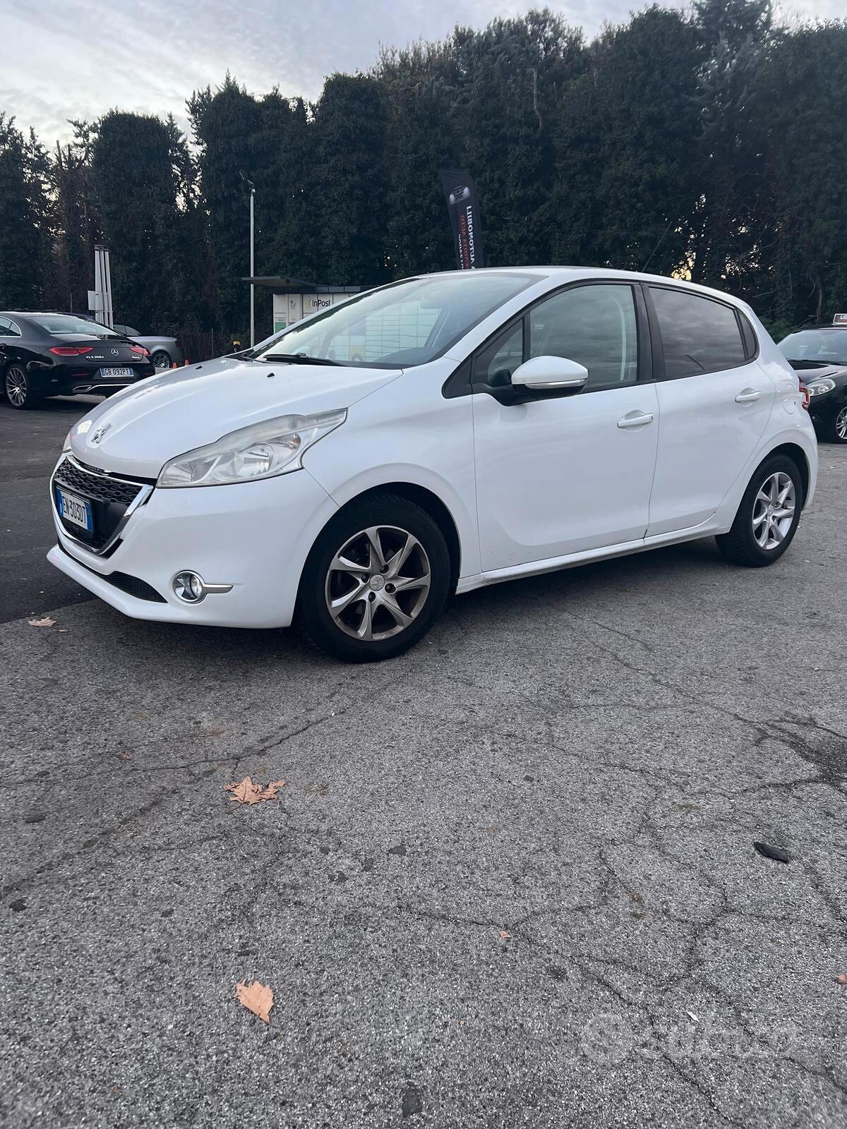 Peugeot 208 1.2 VTi 82 CV 5porte Allure