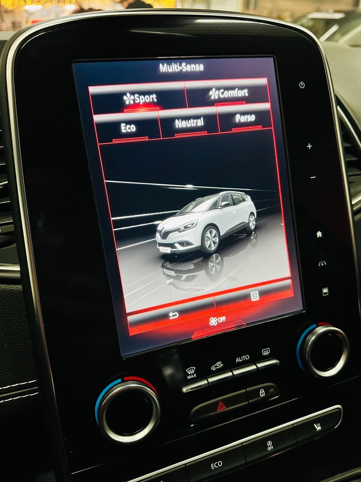 Renault Grand Scenic dCi 110 CV EDC Energy Intens BOSE Edition