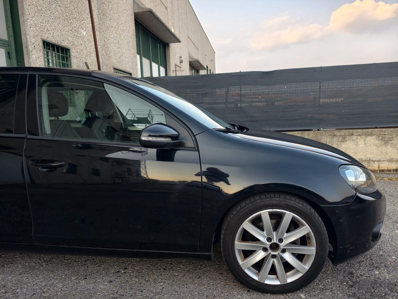 Volkswagen Golf 1.4 EURO 5 BENZINA AUTOMATICO 2010 UNIPRO