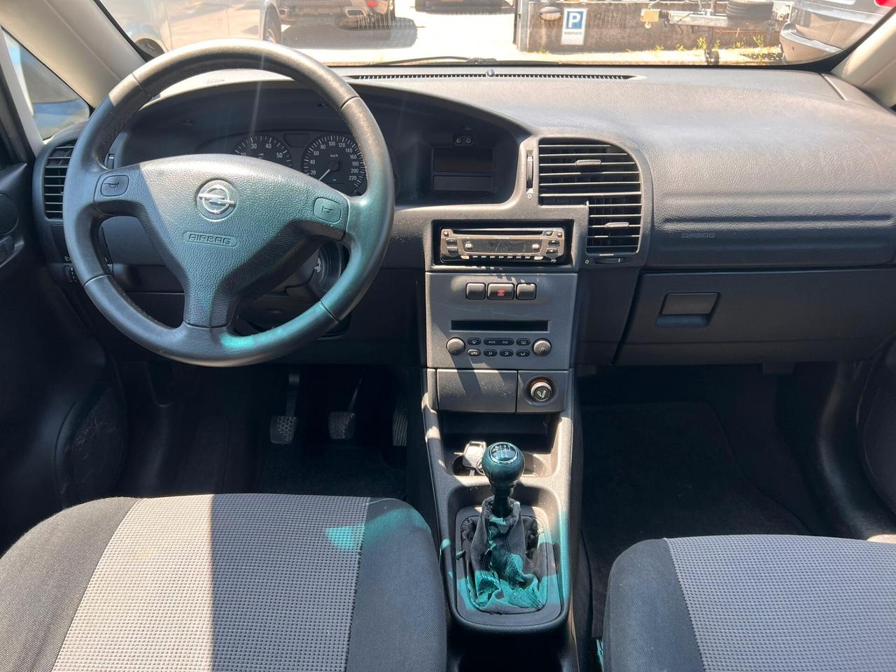Opel Zafira 7 POSTI