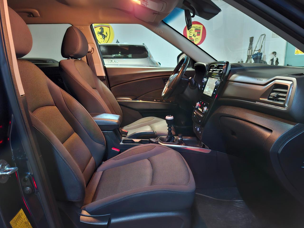 Ssangyong Tivoli 1.2 GDI Turbo PREMIUM 46000KM!!! C.LEGA 18" CLIMAAUT BT