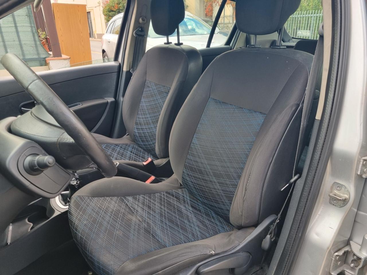 Renault Clio 1.2 16V 5 porte Le Iene