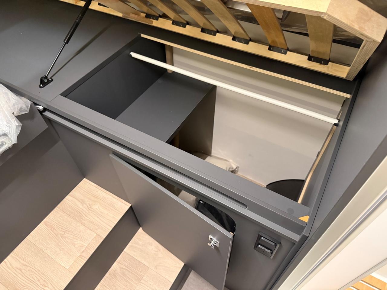 LAIKA KOSMO 409 L 7.40 4 POSTI OMOLOGATI