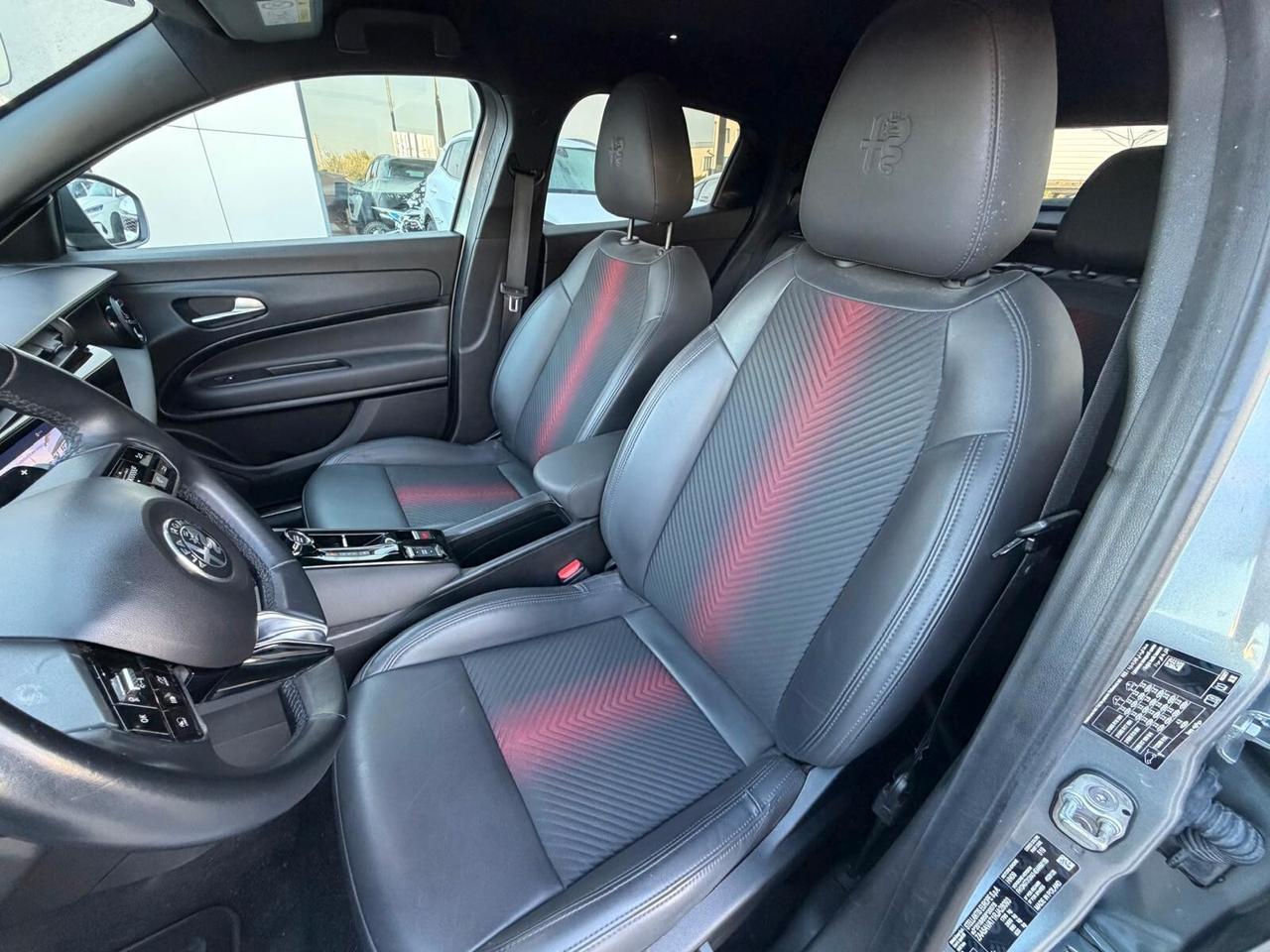 Alfa Romeo Junior 1.2 145 CV Hybrid eDCT6 Speciale