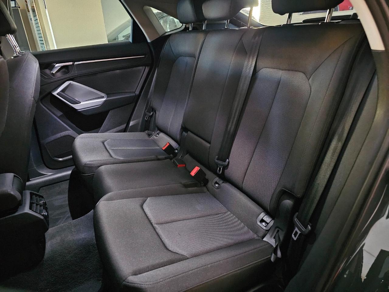 Audi Q3 SPB 35 TDI S tronic Business Plus