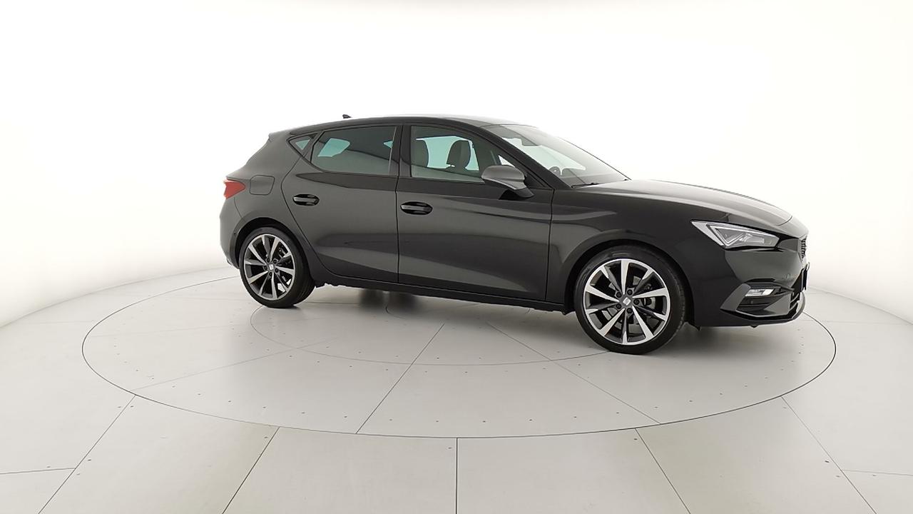 SEAT Leon IV 2020 - Leon 2.0 tdi FR 150cv dsg