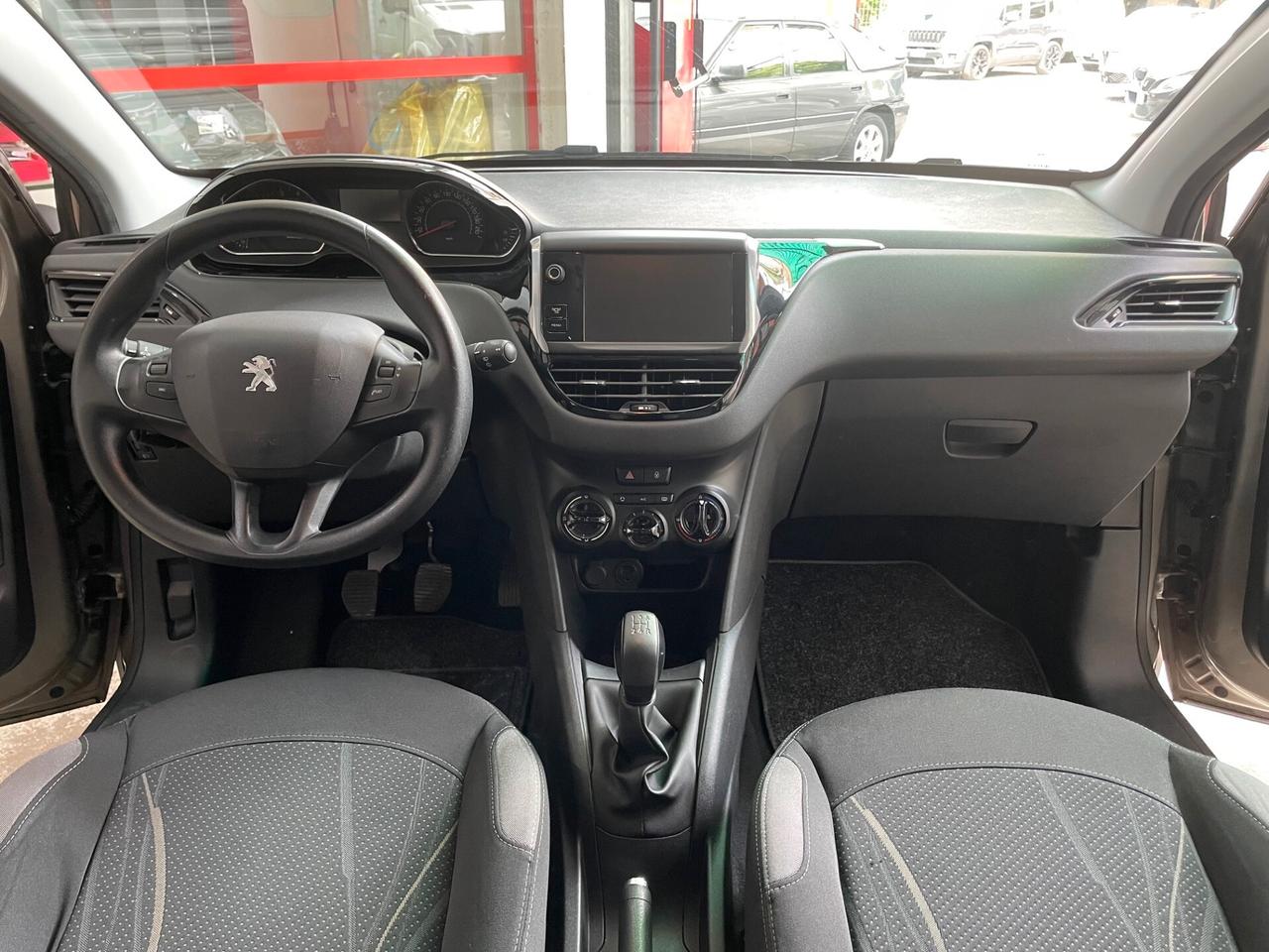 Peugeot 208 1.2 VTi 82 CV 5 porte 83.000KM!!!