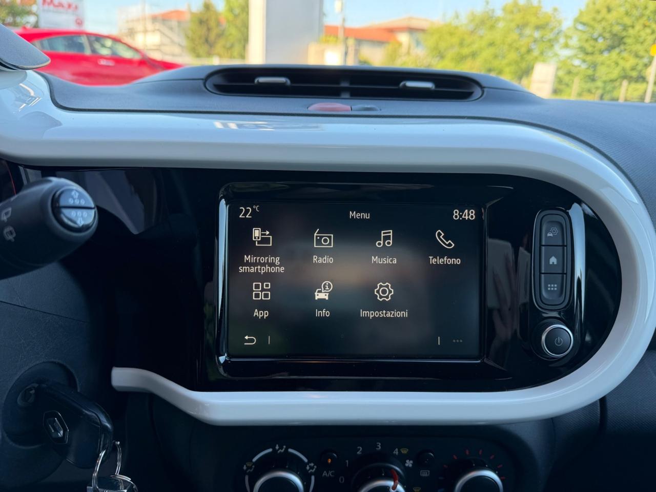 Renault Twingo 1.0 benzina Neopatentati