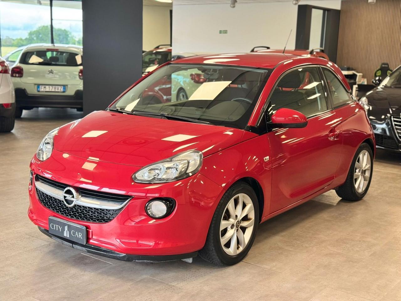 Opel Adam 1.2 70 CV Glam