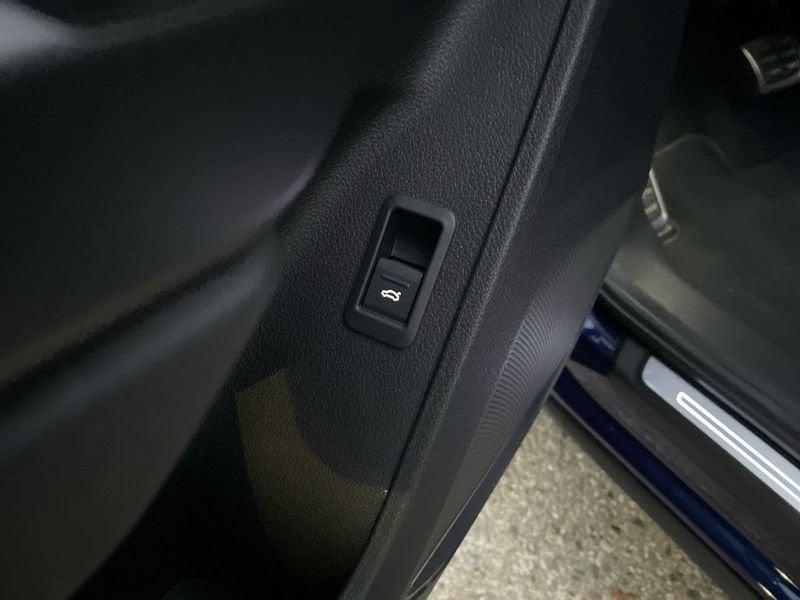 Audi Q3 I 2019 Sportback 35 2.0 tdi Identity Black s-tronic