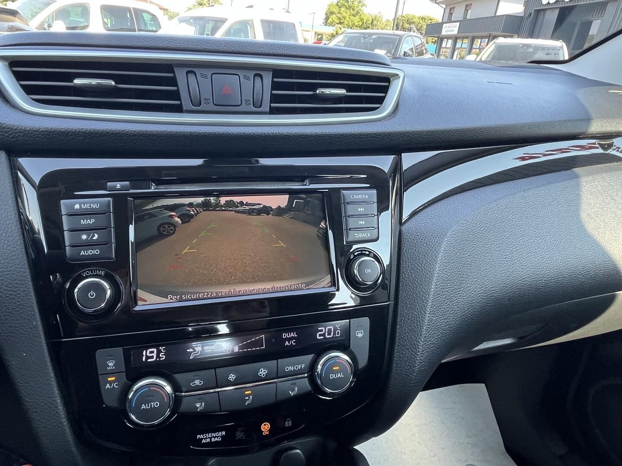 NISSAN QASHQAI 1500 DCI 115 CV AUTOMATICO