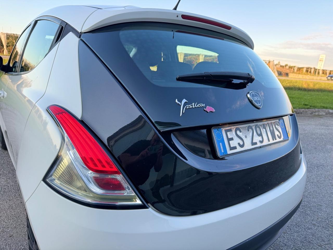 Lancia Ypsilon 1.2 GPL Ecochic Elefantino 2014