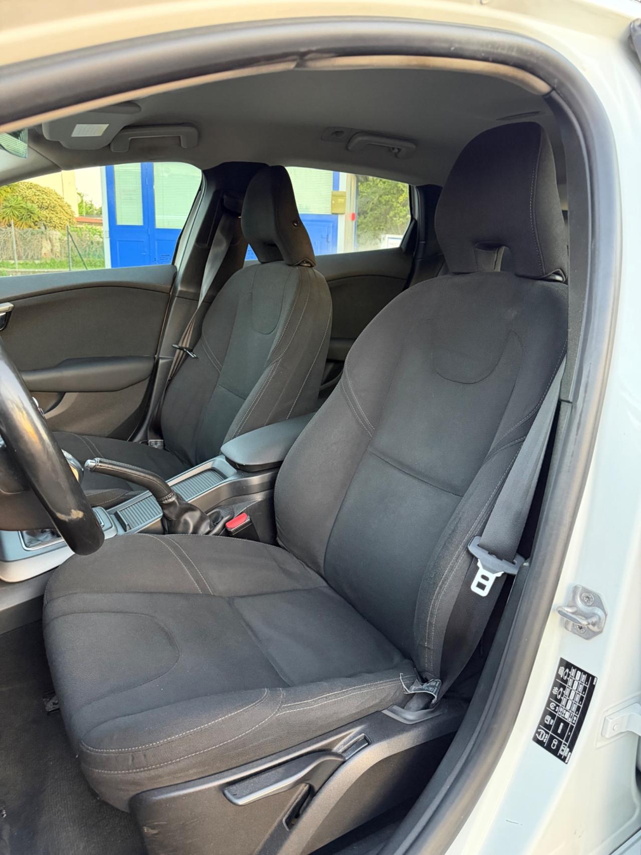 Volvo V40 D2 1.6