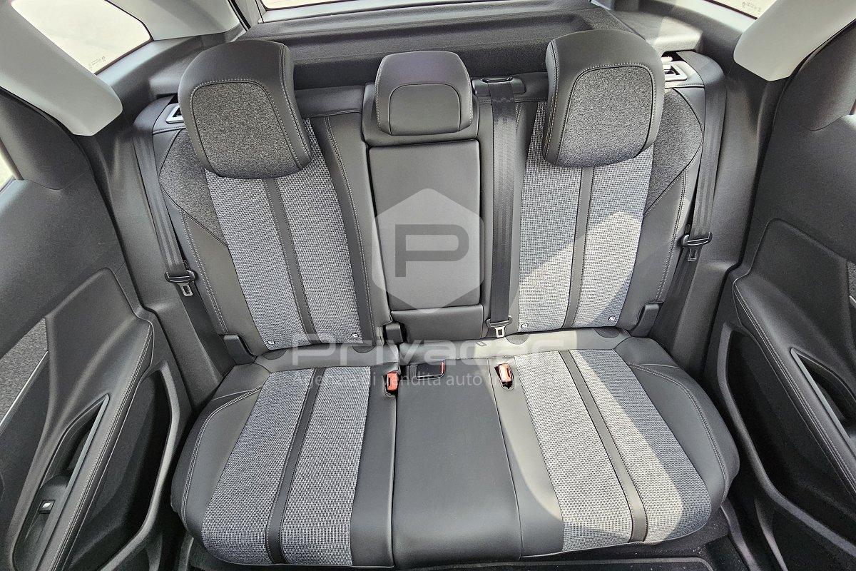 PEUGEOT 3008 BlueHDi 130 S&S EAT8 Allure