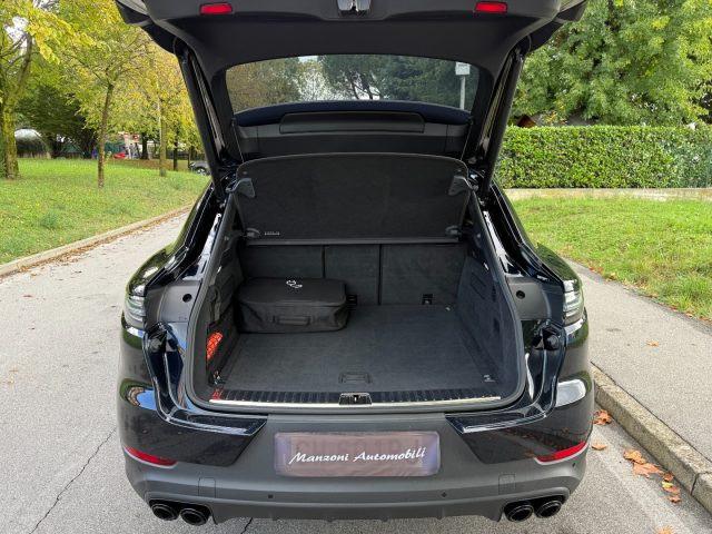PORSCHE Cayenne Coupé 3.0 V6 E-Hybrid Platinum Edition IVA ESPOSTA