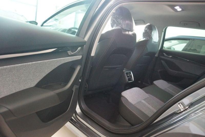 Skoda Octavia Octavia 2.0 TDI 150 CV DSG Wagon Style NUOVA IN PRONTA CONSEGNA