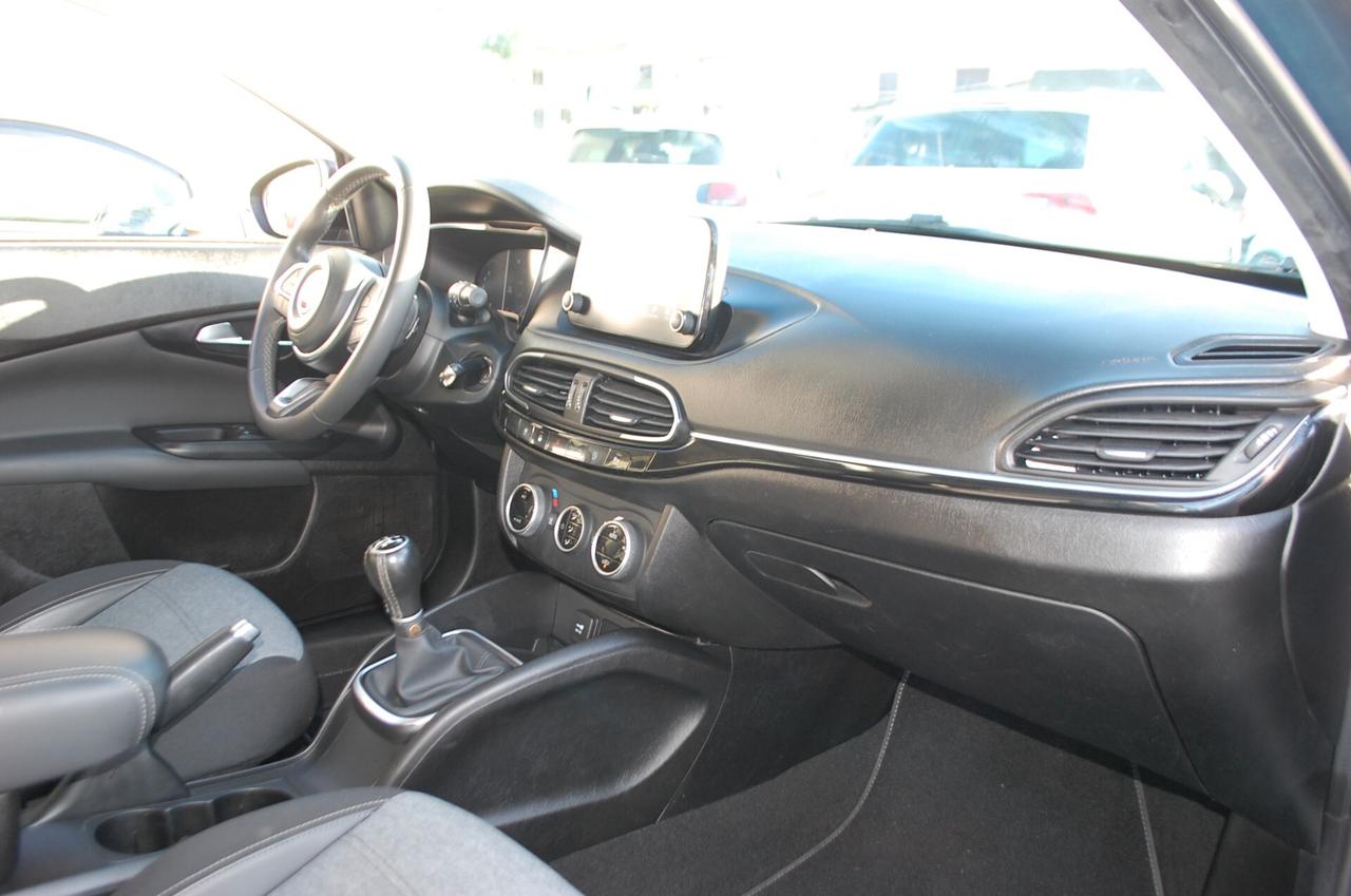 Fiat Tipo Cross II 5p 1.0 100CV Uff Italy Navi Led USB Lega