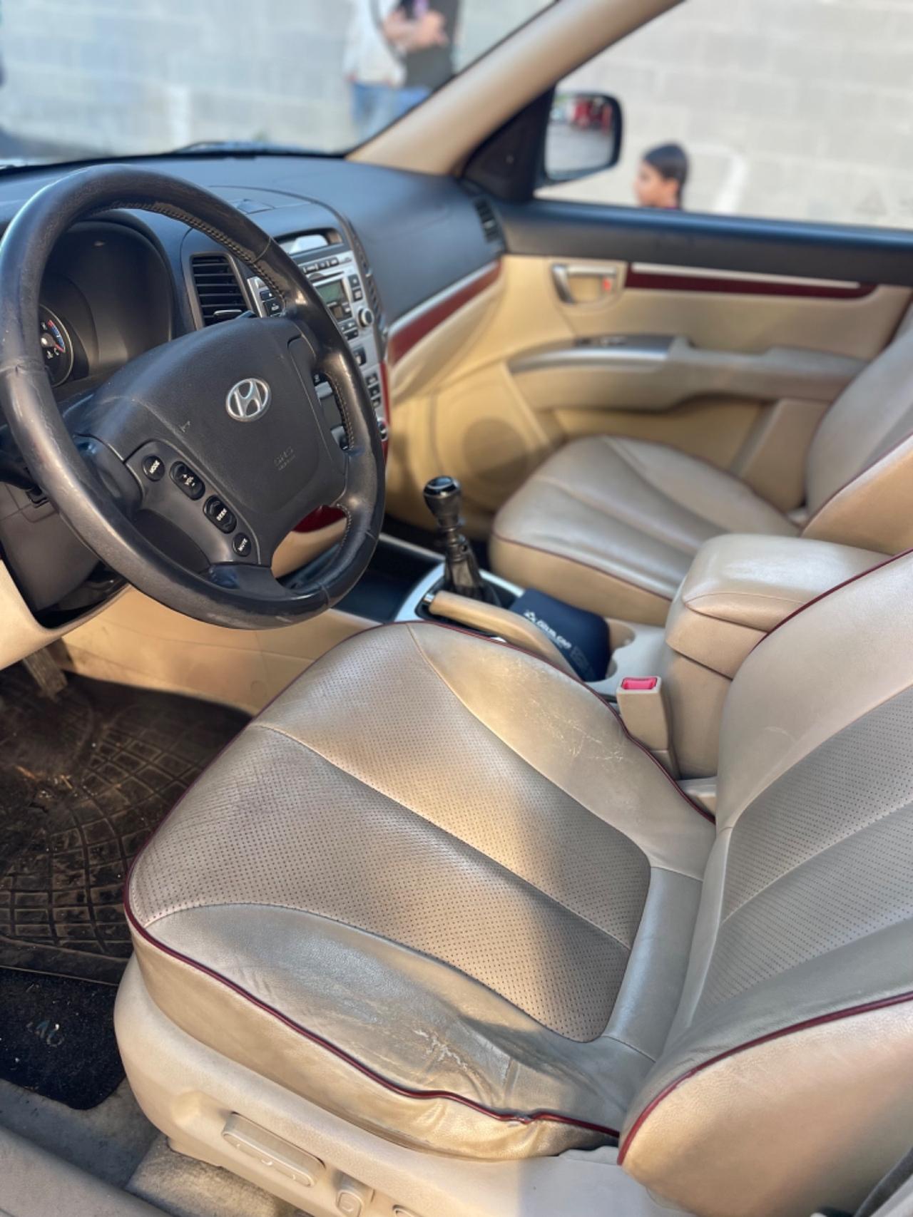 Hyundai Santa Fe 2.2 CRDi VGT Active 5 p.ti
