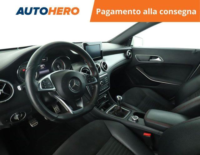 MERCEDES-BENZ CLA 200 CDI Premium