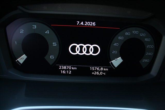 AUDI Q3 35 TDI S tronic Business