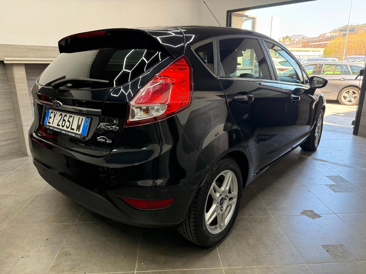 Ford Fiesta 1.5 TDCi 75CV 5 porte Titanium