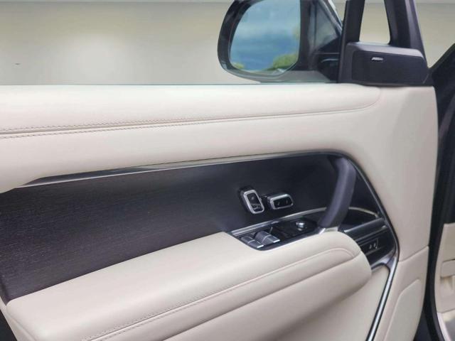 LAND ROVER Range Rover 3.0D l6 350 Autobiografi