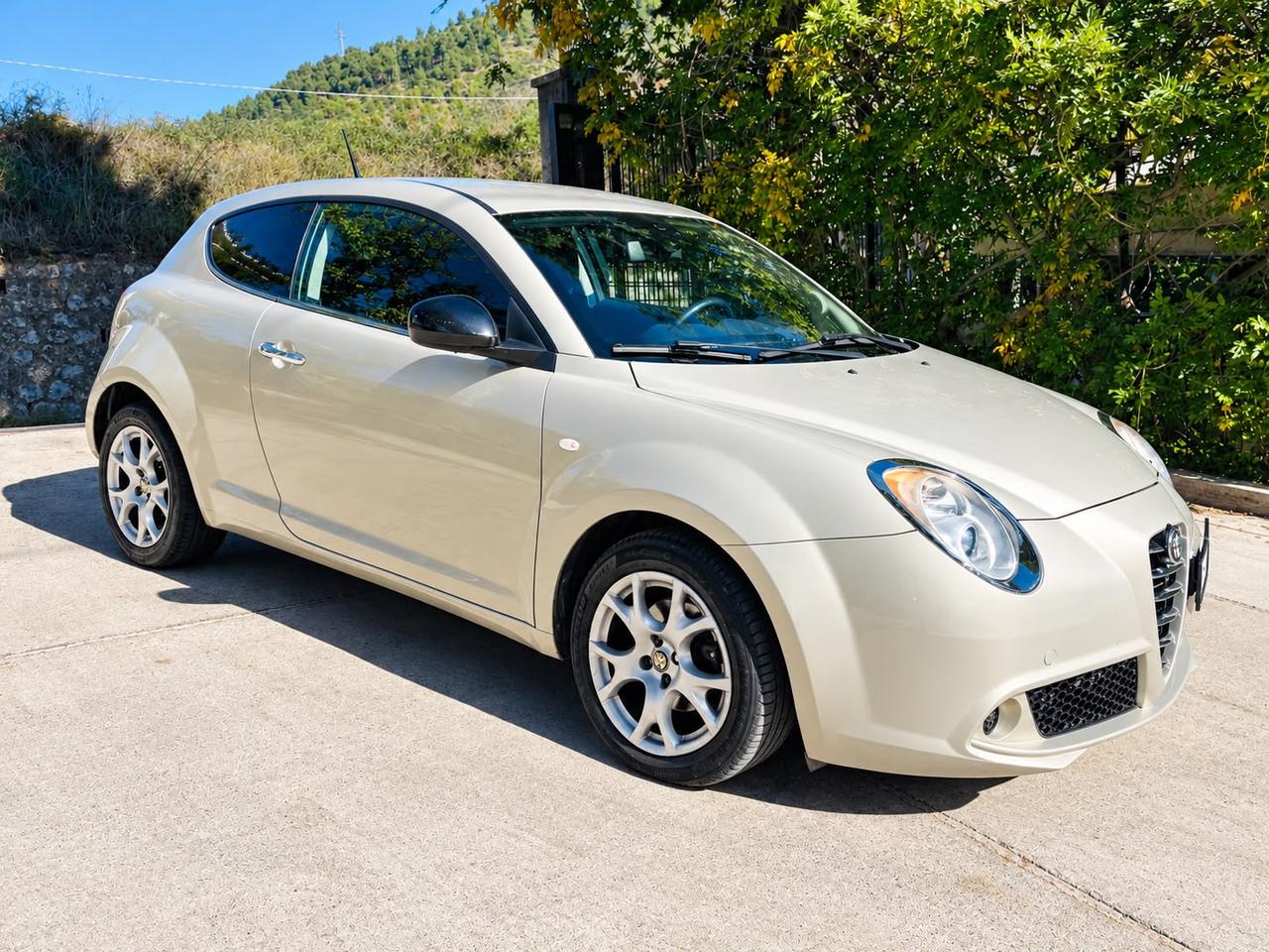 Alfa Romeo MiTo 1.6 jtdm Distinctive 120cv Navi Ta