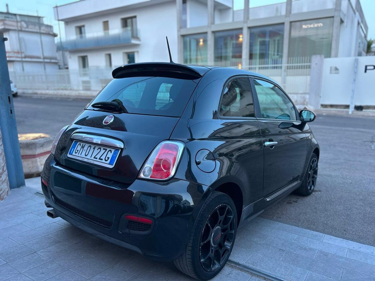Fiat 500s 1.2 -2015 BLACK&RED