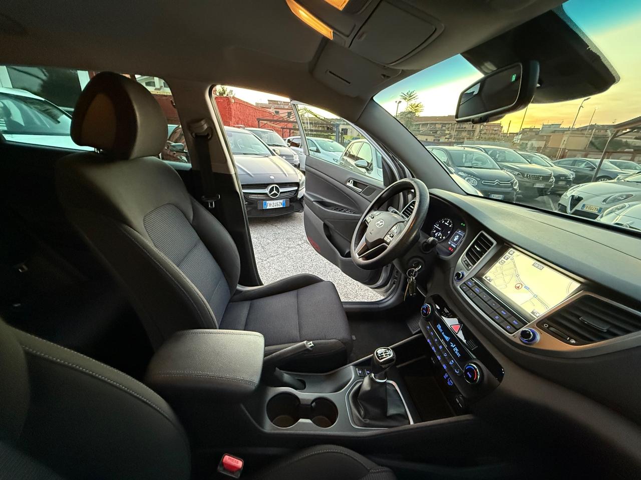 Tucson 1.6 dci -unipro-117 mila km -rate-garanzia-E6