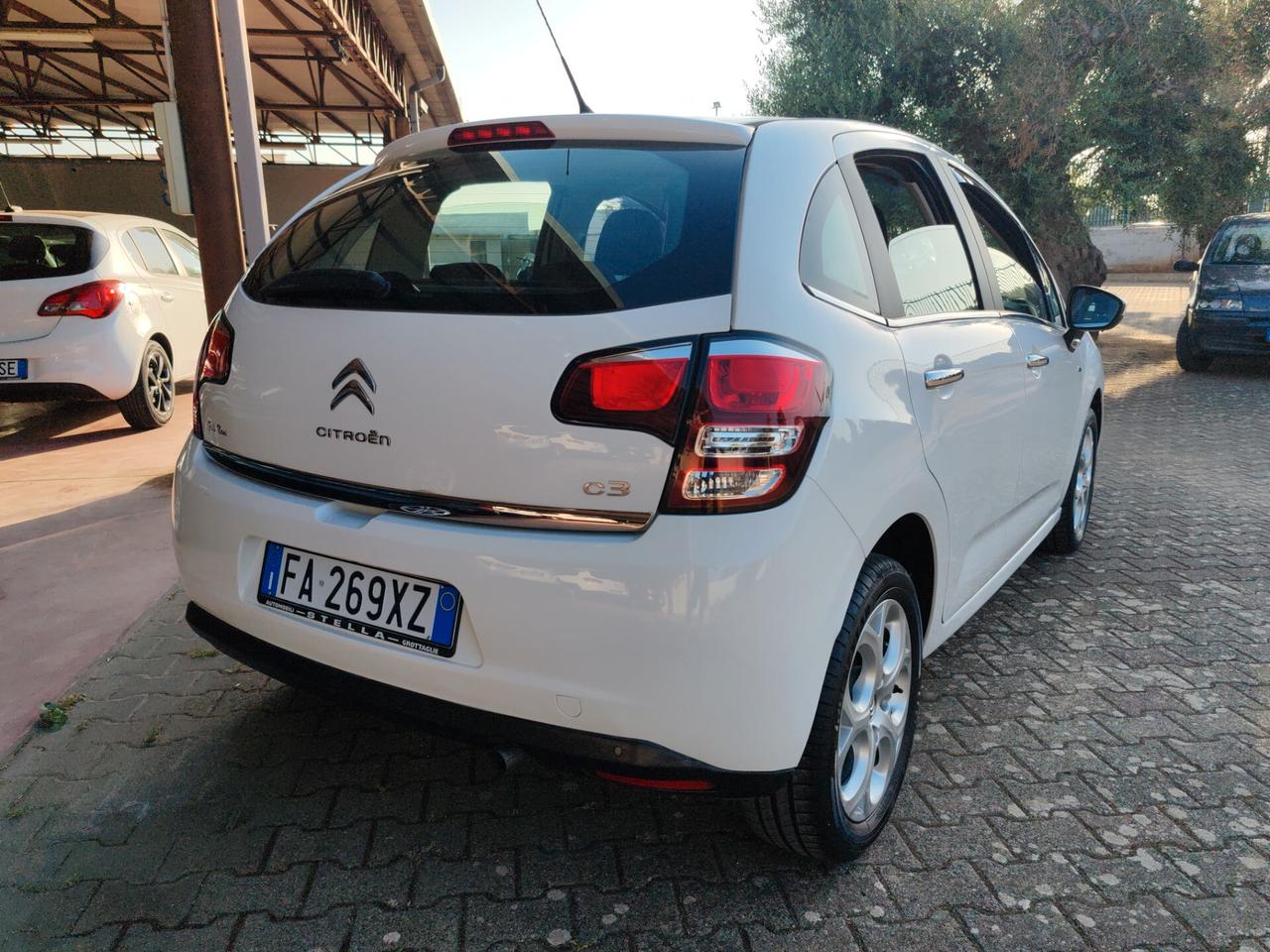 Citroen C3 1.2 benz Exclusive parab panoramico