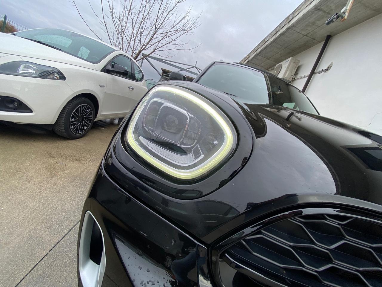 Mini Cooper SD Countryman 2.0 Essential ALL4 190cv Auto