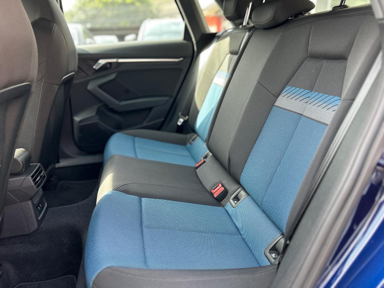 Audi A3 Sportback 35 2.0 tdi s-tronic