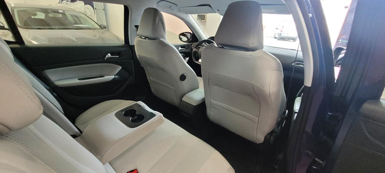 Peugeot 308 PureTech Turbo 130 Allure solo 39.000 km