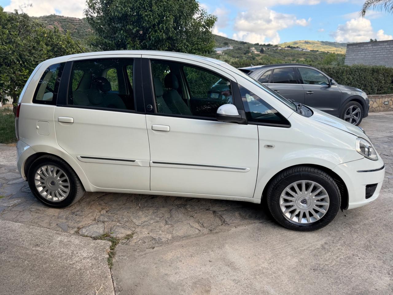 Lancia MUSA 1.4 8V Ecochic (GPL) Diva