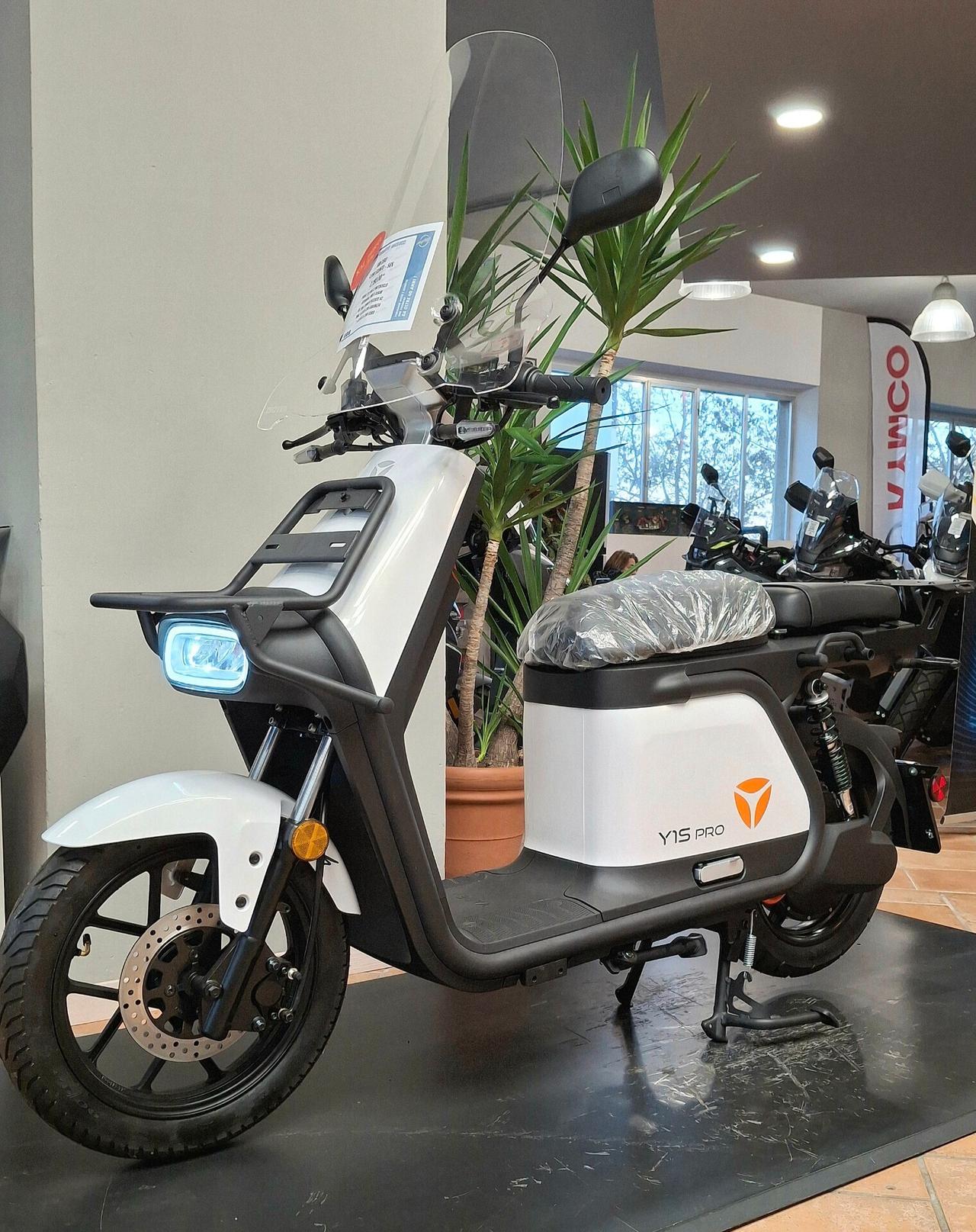 Yadea Y1S PRO omologazione L3 (motociclo)-60%